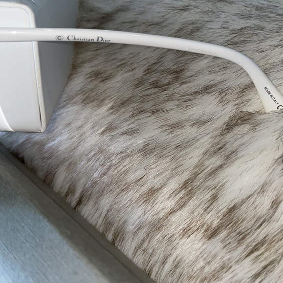Dior Reflected Sunglasses - Picture 5 of 7